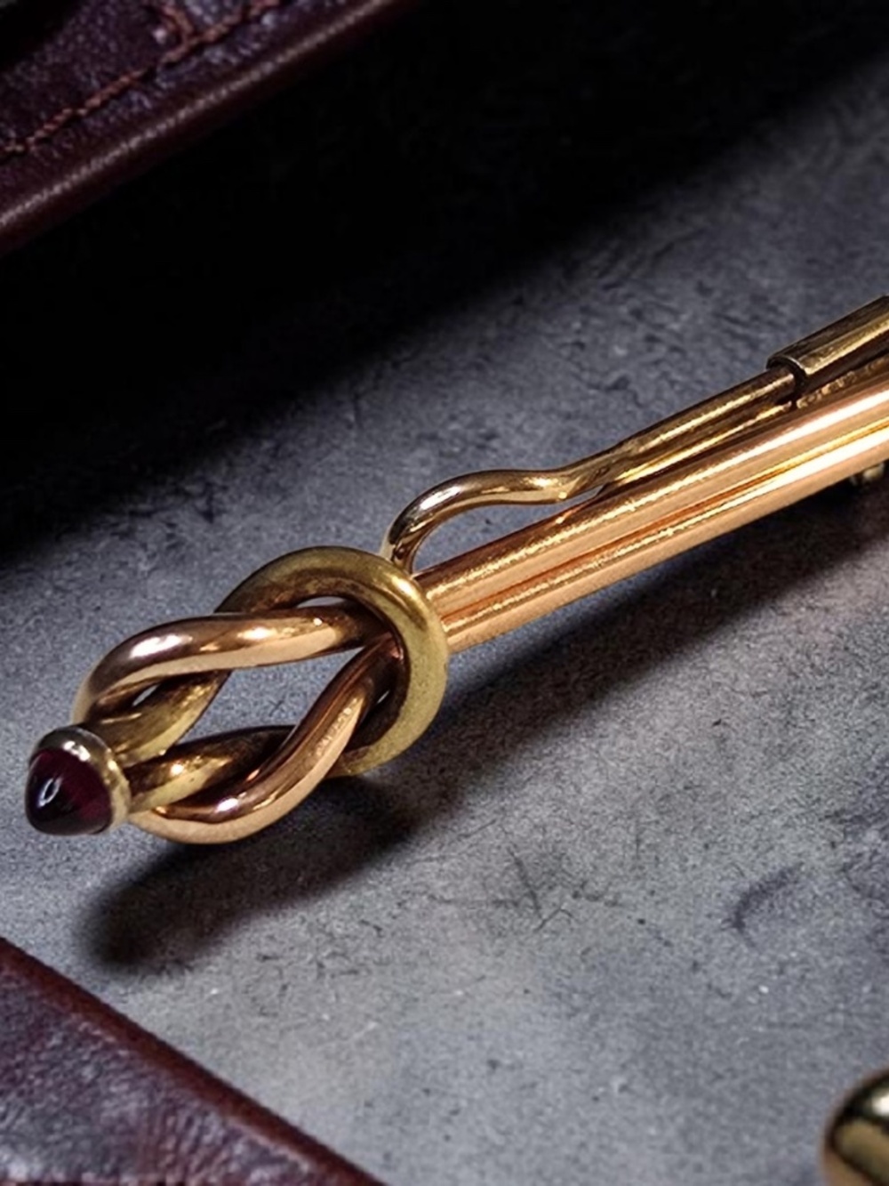 Vintage Retro Tie Clip and Tie Bar Set in Two Tone Plated Metal - Picture 5 of 14